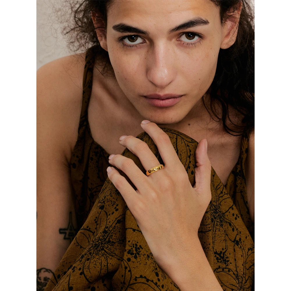 Golden Whisper Ring – Minimalist Gold Band