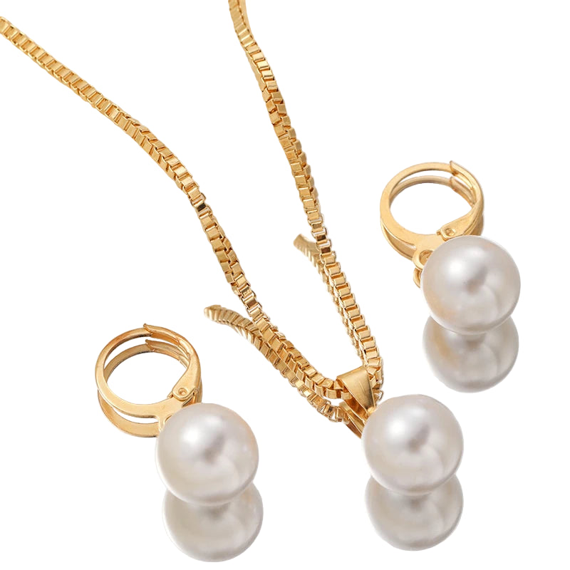 Gold Pearl Jewelry Set – Necklace & Earrings