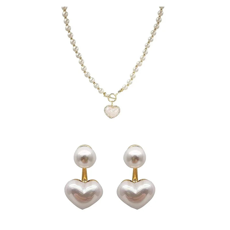 Heart Pearl Pendant Necklace – Gold Elegant Chain Design