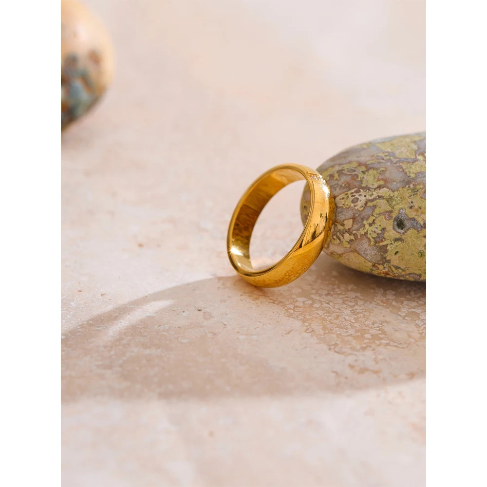 Golden Whisper Ring – Minimalist Gold Band